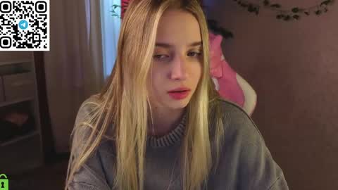 Snapshot of lina_reeds chatting on April 7, 1:17 am LINA online show from April 7, 1:17 am