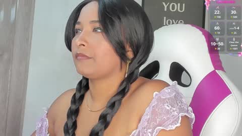LINA SANCHEZ online show from December 17, 2:22 pm