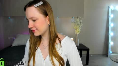 Snapshot of lina_smilee chatting on March 24, 1:10 am Lina online show from March 24, 1:10 am