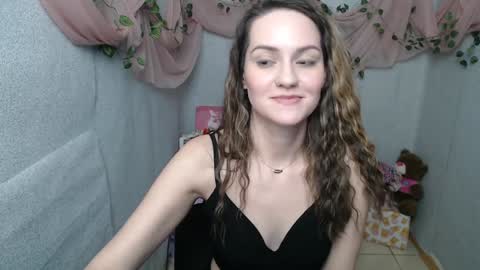 Lina online show from December 24, 6:33 am