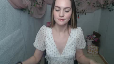 Lina online show from January 7, 9:29 am