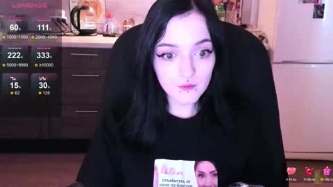 Lina 3  1715622743 online show from October 29, 8:16 am