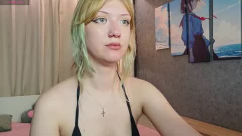 Snapshot of lina_vi chatting on June 29, 7:58 pm Lina online show from June 29, 7:58 pm