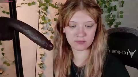 Snapshot of lina_vi chatting on July 21, 8:33 pm Lina online show from July 21, 8:33 pm