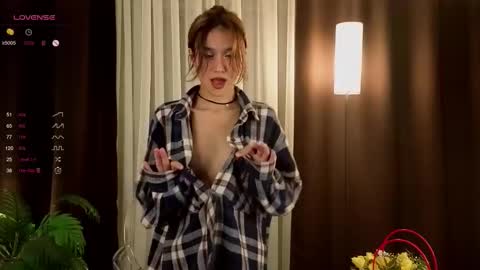 Snapshot of linaage chatting on October 17, 5:48 pm Lina online show from October 17, 5:48 pm