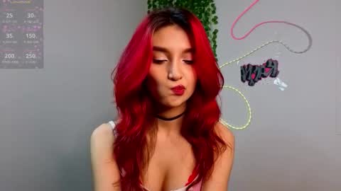 Snapshot of linaage chatting on March 8, 6:44 pm Lina online show from March 8, 6:44 pm