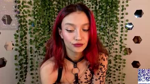 Snapshot of linaage chatting on March 28, 6:07 pm Lina online show from March 28, 6:07 pm