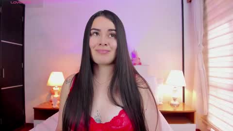 Snapshot of linaanssen chatting on December 13, 8:58 pm lina online show from December 13, 8:58 pm