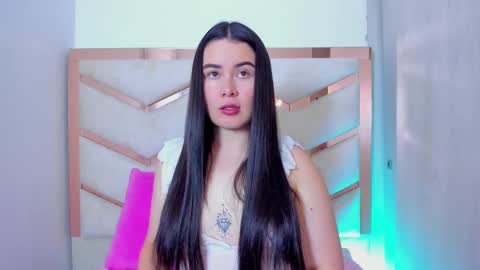 Snapshot of linaanssen chatting on September 20, 11:39 pm lina online show from September 20, 11:39 pm