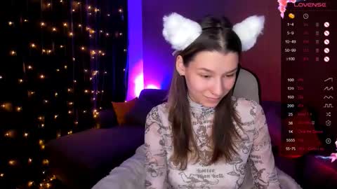 Snapshot of linablossom chatting on November 12, 8:26 am Lina online show from November 12, 8:26 am