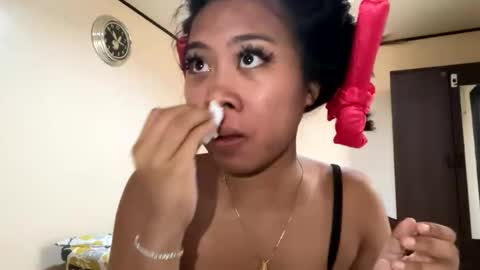 LinaDebie online show from November 17, 6:41 am