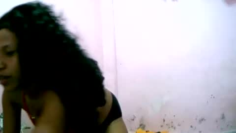 linah1123 online show from March 7, 8:33 am