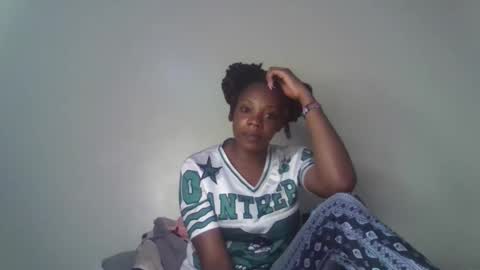 Snapshot of linahusu chatting on November 24, 1:22 pm linahusu online show from November 24, 1:22 pm