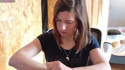 Lina online show from March 1, 10:13 am