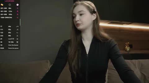 Snapshot of linalure chatting on November 27, 5:15 pm Lina online show from November 27, 5:15 pm