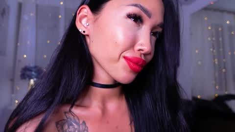 Snapshot of linamuhn_ chatting on January 20, 11:24 am Lina online show from January 20, 11:24 am