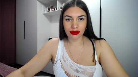 Snapshot of linasparks chatting on December 7, 8:05 pm Lina Sparks online show from December 7, 8:05 pm