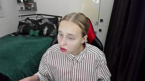 Lina online show from September 24, 9:18 pm