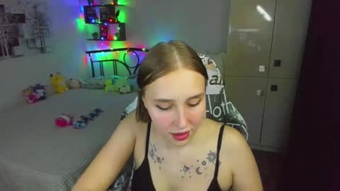 Snapshot of linatruly chatting on May 26, 9:22 pm Lina online show from May 26, 9:22 pm