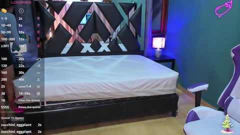  Linda  online show from December 5, 1:03 am