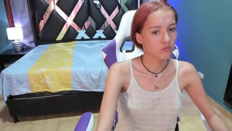  Linda  online show from December 26, 9:37 pm