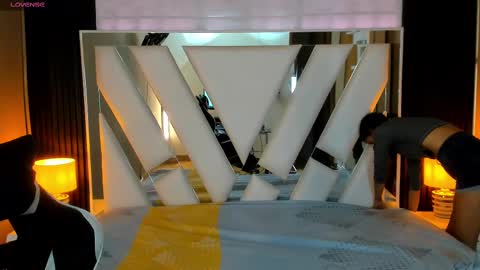  Linda  online show from September 21, 1:24 pm