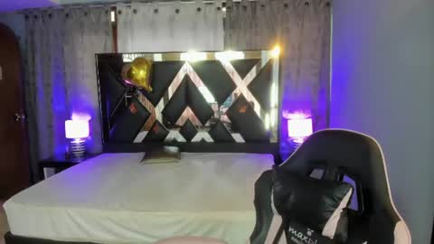 Snapshot of linda4petite chatting on June 13, 6:50 pm Linda online show from June 13, 6:50 pm