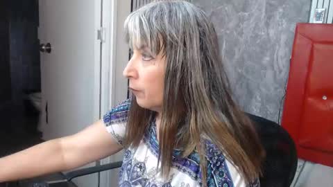Linda online show from September 11, 11:54 am