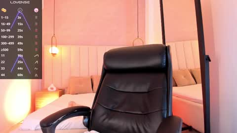 Laura Garca online show from February 24, 8:17 am