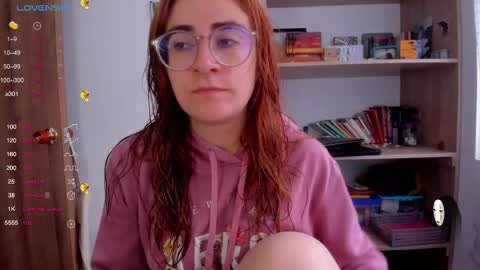 Giggles  online show from February 22, 12:08 pm