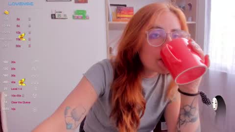 Giggles  online show from February 23, 6:01 pm