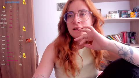 Giggles  online show from February 28, 5:26 pm