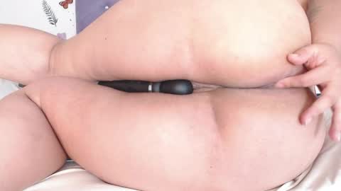 Linda  online show from March 30, 2:12 am