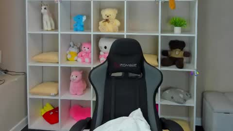 Linda online show from July 28, 3:21 pm