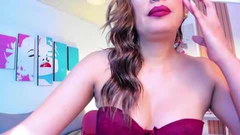 Snapshot of linda_norris chatting on July 28, 2:13 pm linda_norris online show from July 28, 2:13 pm