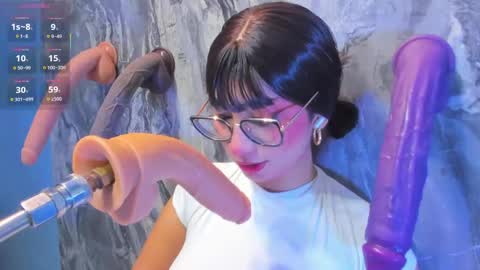 linda_sofi__ online show from June 6, 8:24 pm