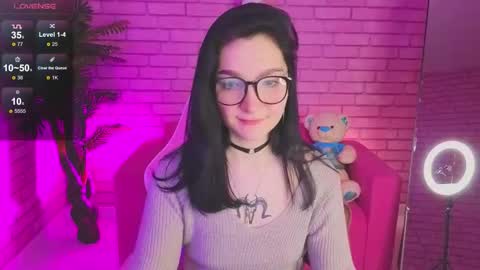 Snapshot of linda_sweetiest chatting on November 21, 1:59 am Linda online show from November 21, 1:59 am