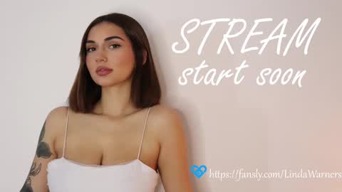 Snapshot of linda_warners chatting on February 10, 5:09 pm Call me Linda online show from February 10, 5:09 pm