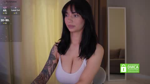 Call me Linda online show from April 25, 9:23 am