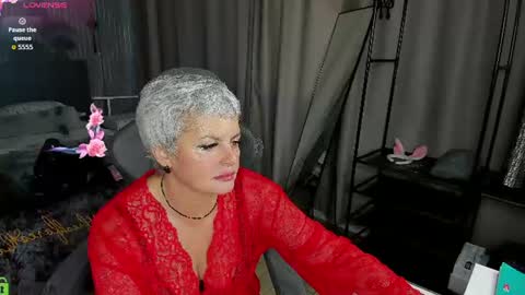 Linda Zefir online show from June 14, 1:14 am