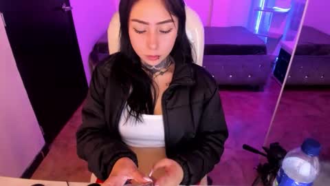 Snapshot of lindaa_miller chatting on October 13, 8:31 pm linda miller online show from October 13, 8:31 pm