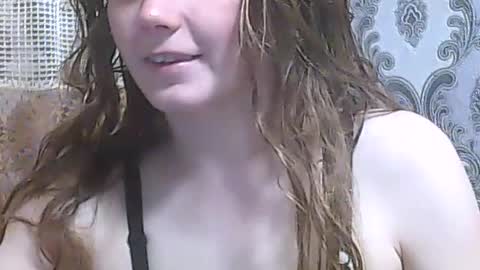LindaAhSkysX online show from June 18, 9:19 pm