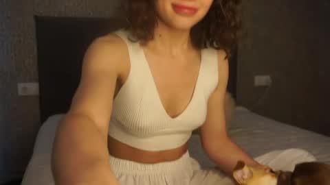 Linda online show from June 8, 1:44 pm