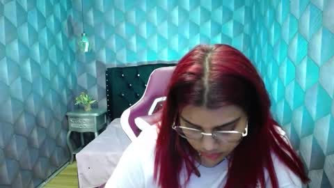    online show from December 12, 11:07 am