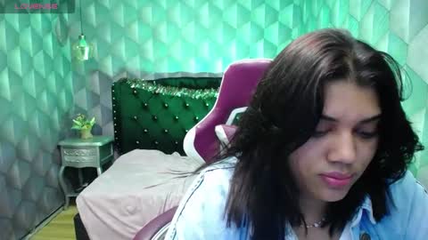    online show from December 22, 11:33 am
