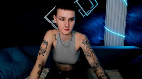 lindabryantt online show from March 4, 4:20 pm