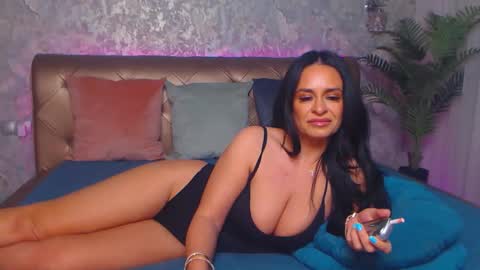 Linda online show from September 16, 9:16 pm