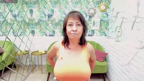 Linda online show from February 7, 6:03 am