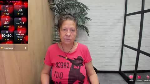 Linda online show from September 18, 1:13 pm