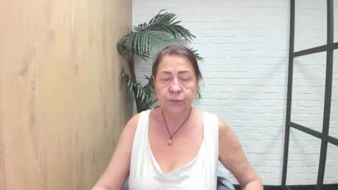 Linda online show from April 1, 5:08 am